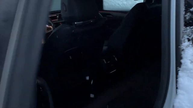 РАСТАМОЖКА АВТО ИЗ ГЕРМАНИИ: ОТКУДА НА СТОЯНКЕ АМЕРИКАНСКИЕ БИТЫЕ АВТО?