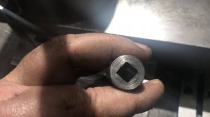 Прошиваем ротационной прошивкой квадрат.