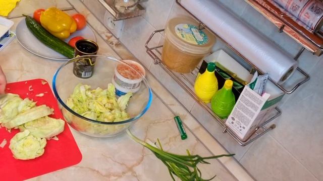 ВЛОГ: Решила проблему с ЛЕХИНОЙ охраной🚙/ Готовим а-ля греческий салат с раковыми шейками🥗 смотреть онлайн