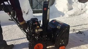 Снегоуборочная приставка сломалась, при пятом использовании.