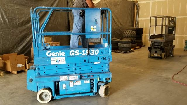 Genie GS-1920 Scissor Lift - Omaha Electric смотреть онлайн