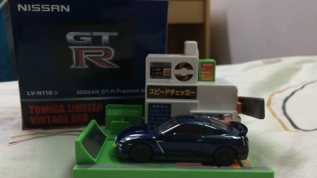 Tomica Limited Vintage Neo Nissan GT-R Premium Edition смотреть онлайн