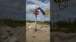 Демонстрация работы вибропогружателя DPD 350T