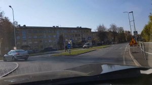 Эстония. Ида-Вирумаа. Строительство главной дороги в Кохтла - Ярве завершилось.