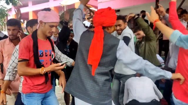 15 August ka Jashan asa hota hai😄barrish ma panni wala dance🔥 смотреть онлайн