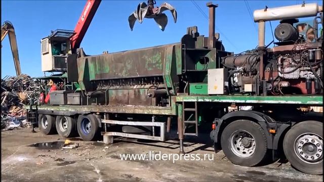Мобильный пресс для металлолома