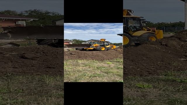 Строительство домов в Краснодарском крае и Крыму.  Монолитный дом работаем экскаватором, благоустрой