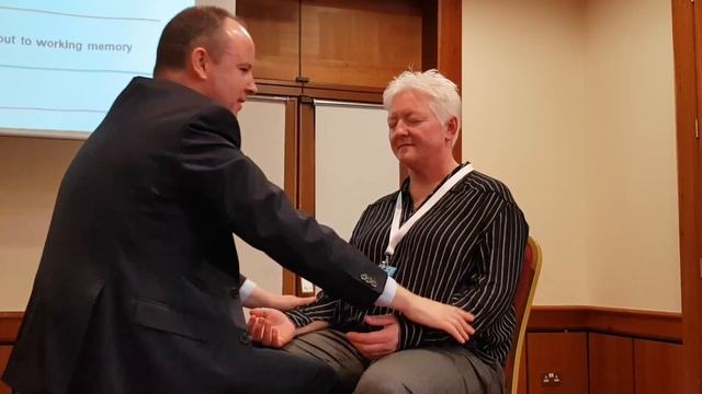 Havening Demonstration - Stephen Travers, Certified Havening Techniques® Training смотреть онлайн