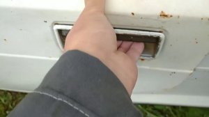 Не открывается дверь ручкой.