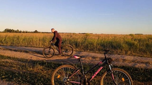 ВЕЛОСИПЕД С КИТАЯ ЗА 14000 РУБЛЕЙ GMINDI ЛУЧШЕ ЧЕМ STERN? MINGDI смотреть онлайн