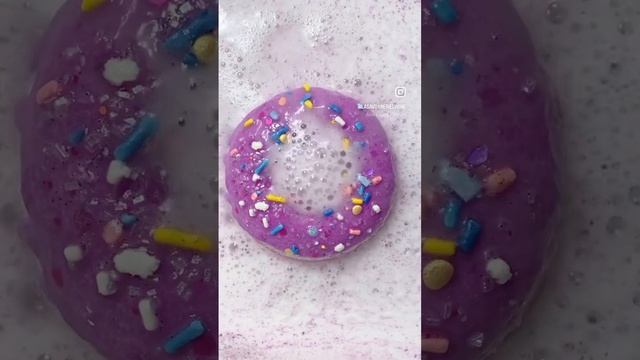 Satisfying & Relaxing Lavender Donut Bath Bomb 💜🍩