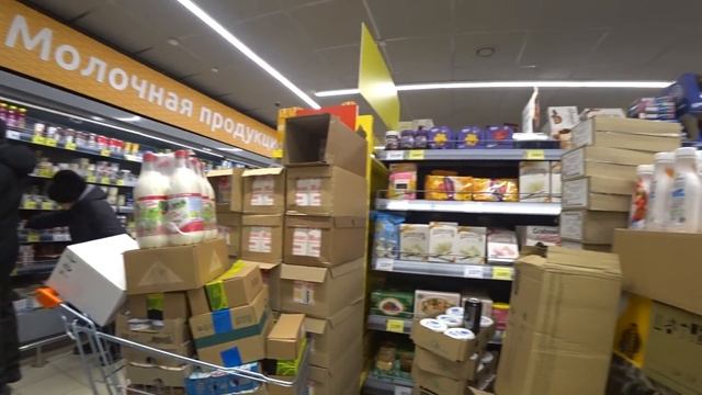 Разнос просроченного Дикси в Обухово Ногинского района !!! смотреть онлайн