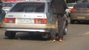 Обоссал машину в пробке Тюмень
