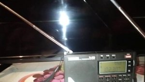 Xhdata D808 vs Tecsun pl 330 FM прийом у найкращому положені антени на всю довжину