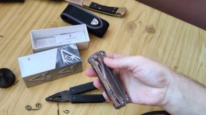 Обзор-сравнение мультитула VICTORINOX SWISSTOOL BS 3.0323.3CN против CHARGE PLUS TTI