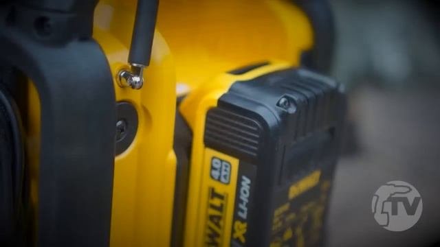 DeWALT DCR019 & DCR020 Jobsite Radio - Power Tool Spy