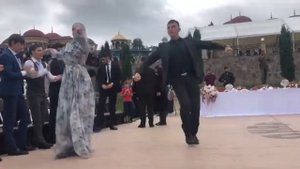 Шикарный танец😍🔥 от Шахбиева Лом-Али!