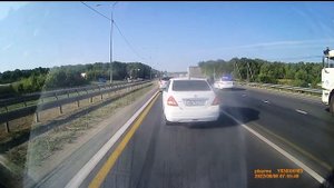 Авария возле Новосемейкино и пробка на полчаса.