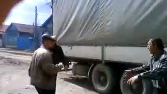 Дальнобойщики+отдыхают смотреть онлайн