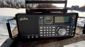 Слушаем радиолюбителей, Tecsun S-2000 на улице на телескопическую антенну 15.03.24.