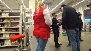 ОФИГЕВШАЯ МУСОРША ВОСПИТАЛКА / ВЫЗВАЛА ППС - ПОДМОГУ