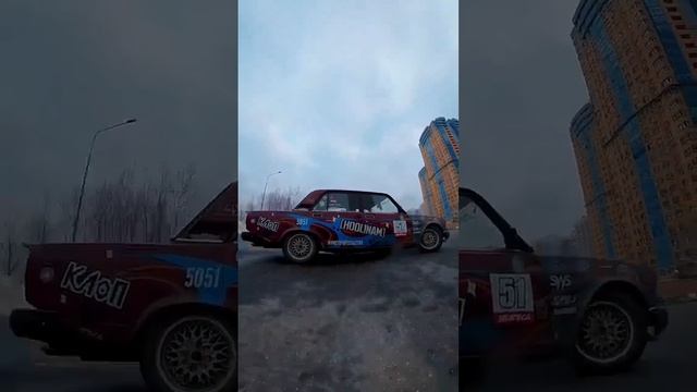 ВИПкаршер! Говорит что первый раз на механике. #жигули #дрифт смотреть онлайн