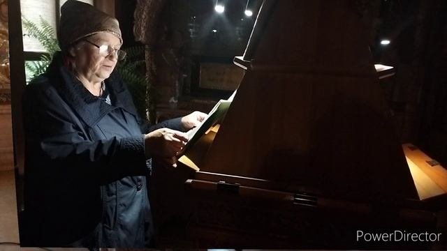 ВЕРУЮ. Автор: Наталья Журба.