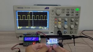 Medidor de Frequência e Duty do sinal PWM usando Arduino.