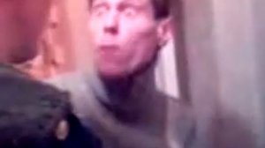 Дверь мне запели