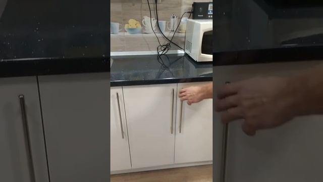 Кухня на замовлення. Акрилові фасади Nuemann. #кухняназамовлення