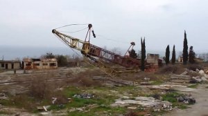 Кран упал