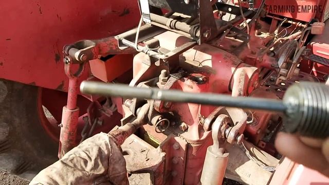 How to check oil Level | which oil use for old tractor hydraulic | Farming Empire | смотреть онлайн