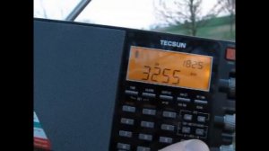 XHDATA D-808 vs. Tecsun PL-880: BBC World Service 3255 kHz received in Germany