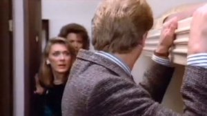 Sledge Hammer - S01E20 - Товарищ Хаммер / Comrade Hammer