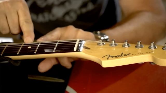 How To | Filing the Guitar Nut | Fender смотреть онлайн