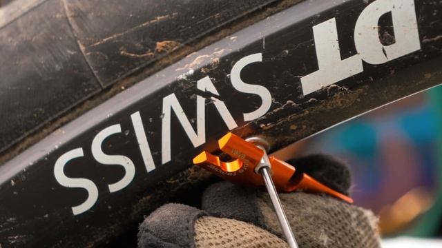 How to use your Granite Design Stash Multi-tool in the Trail смотреть онлайн