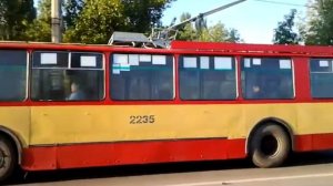 Учебный троллейбус ЗиУ-52642 и троллейбус ЗиУ682г-016.02 г. Саратов