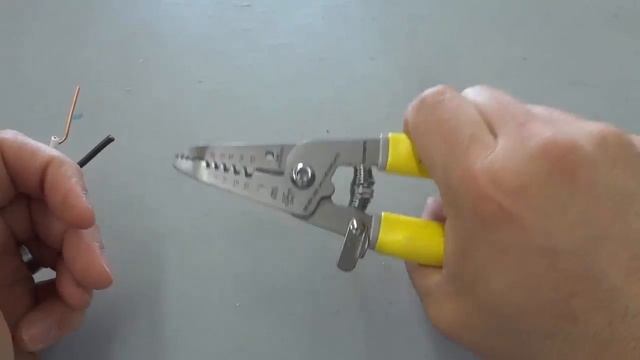 Southwire Tools Compact Wire Strippers Review-S1018STR смотреть онлайн