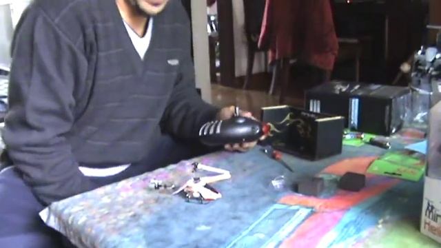 Micro Heli Out of Box смотреть онлайн