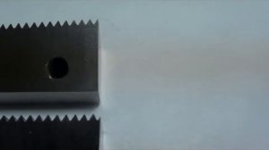 Правильное расположение резьбонарезных гребенок