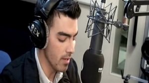 Joe Jonas - The Headline Song on BBC Radio 1