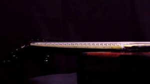 Является ли Floyd Rose большим СТРЕССОМ для грифа?