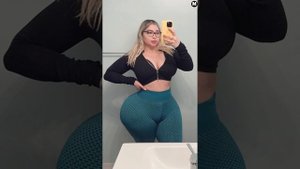 Deisy Garcia Glamorous Curvy Plus Size Fashion Model | Instagram Model | Biography, Lifestyle