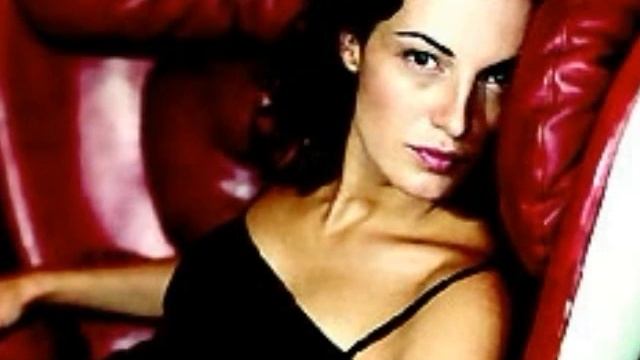 Monica Molina - De tu recuerdo смотреть онлайн