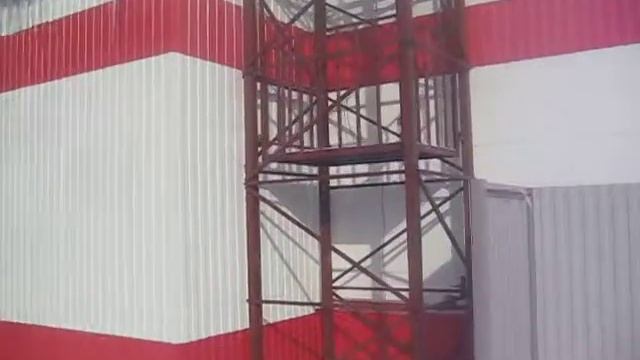 грузовой подъемник смотреть онлайн