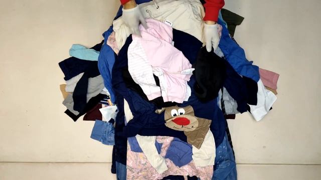 Продано! 400-047 Микс семейный ALDI сток без этикеток Германия всесезон смотреть онлайн