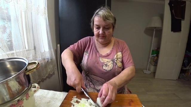 Жизнь в деревне. Купили шторы. Готовлю ужин из трех блюд.