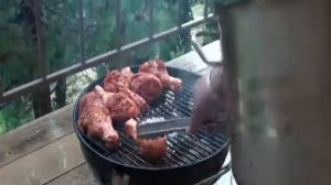 Weber Smokey Joe гриль угольный