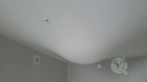 Сиськи на потолке