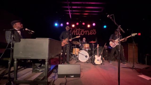 Booker T. Jones “Green Onions” Live at Antone’s in Austin, TX November 18, 2022 смотреть онлайн